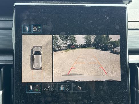 Used 2024 GMC Acadia Elevation AWD/4WD image 5