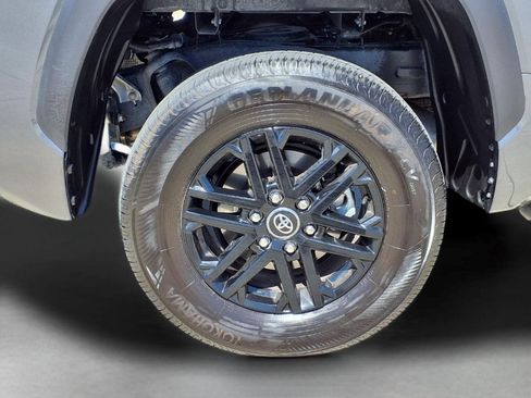 Used 2025 Toyota Tundra SR5 AWD/4WD image 3