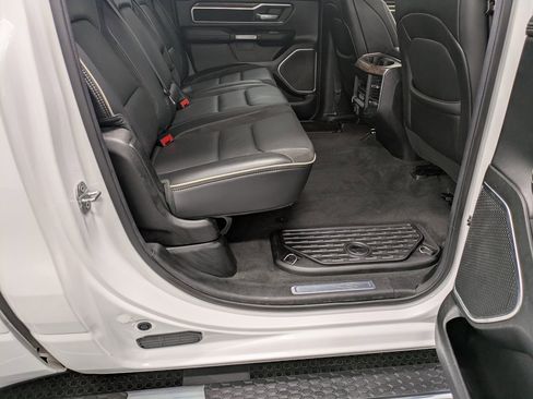 Used 2019 RAM 1500 Laramie image 26