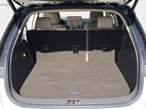 Used 2020 Lincoln Nautilus Standard w/ Equipment Group 101A image 14