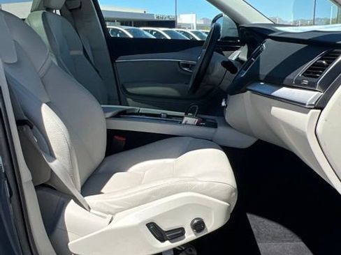 Used 2023 Volvo XC90 B5 Core AWD/4WD image 34