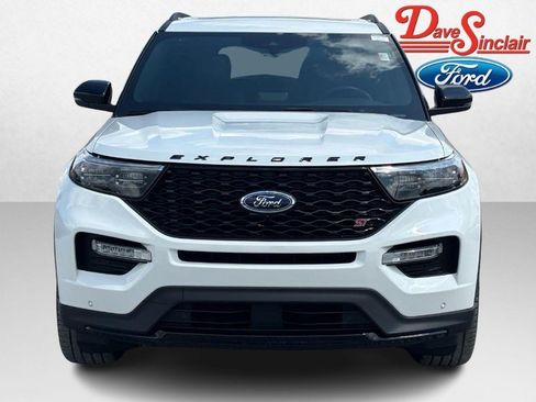 Used 2024 Ford Explorer ST w/ Equipment Group 401A AWD/4WD image 2