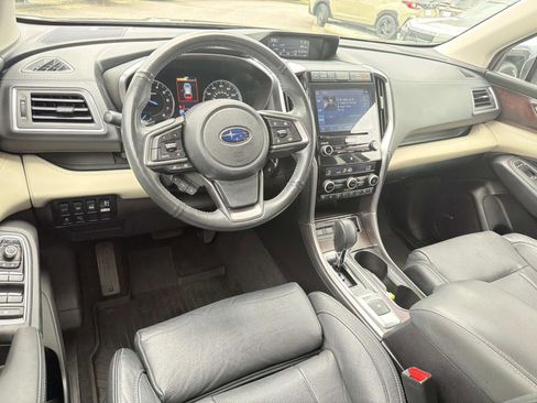 Certified 2022 Subaru Ascent Touring AWD/4WD image 22