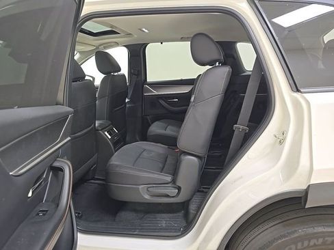 Used 2024 MAZDA CX-90 3.3 Turbo w/ Preferred Plus AWD/4WD image 10