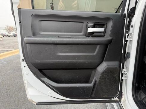 Used 2019 RAM 2500 Tradesman w/ Safety Group image 32