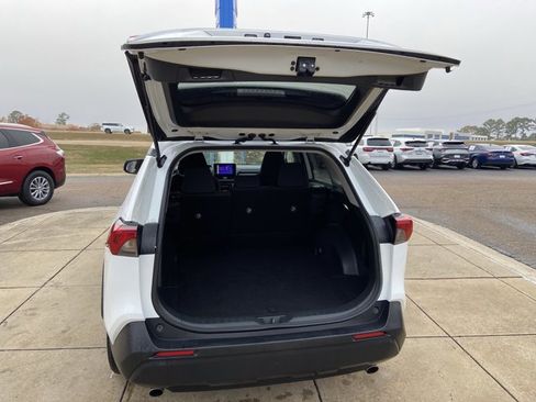 Used 2024 Toyota RAV4 LE image 25