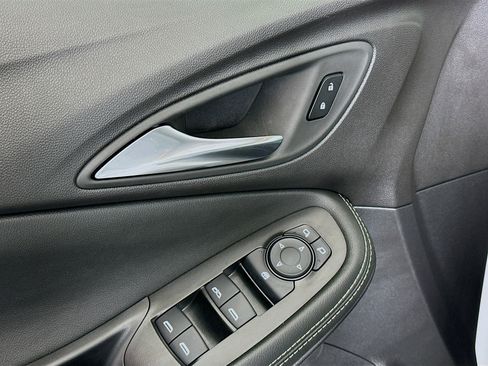 Used 2025 Buick Encore GX Preferred image 15