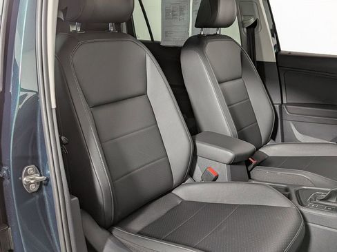 Used 2019 Volkswagen Tiguan SE FWD image 29