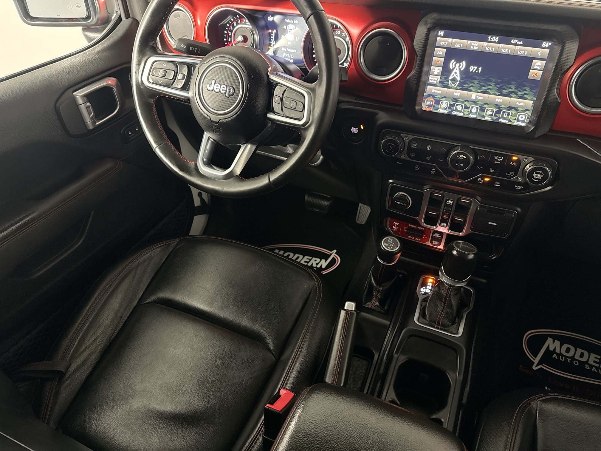 Used 2021 Jeep Gladiator Rubicon AWD/4WD image 32