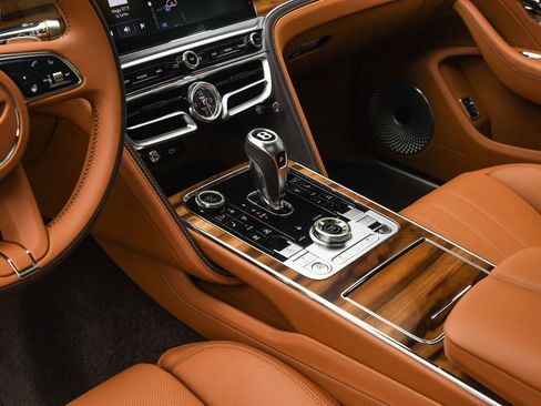 New 2026 Bentley Flying Spur image 35