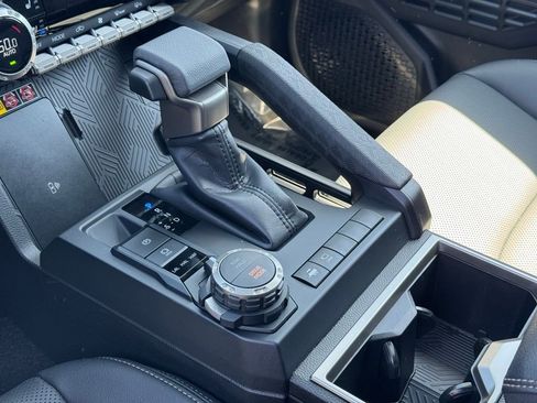 Certified 2026 Toyota Tacoma Limited AWD/4WD image 66