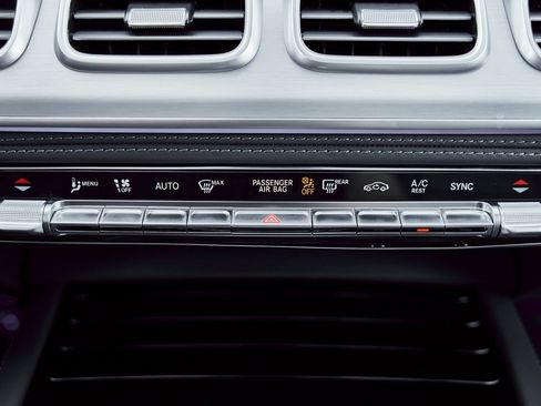 Used 2025 Mercedes-Benz GLS 63 AMG GLS 63 AMG image 76