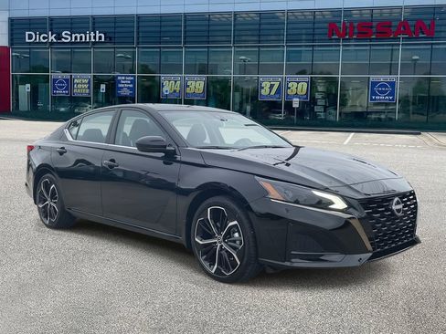 New 2025 Nissan Altima 2.5 SR image 1