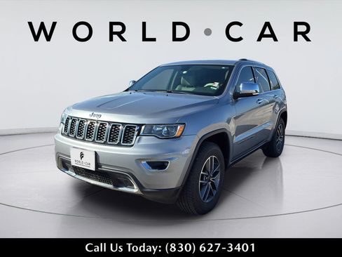 Used 2020 Jeep Grand Cherokee Limited w/ Trailer Tow Group IV RWD image 11