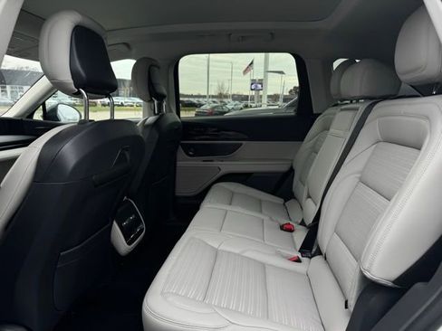 New 2026 Lincoln Nautilus Reserve w/ Jet Appearance Package image 18