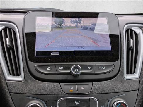 Used 2023 Chevrolet Malibu LS FWD image 12