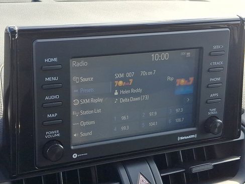 Used 2020 Toyota RAV4 XLE w/ Convenience Package image 18