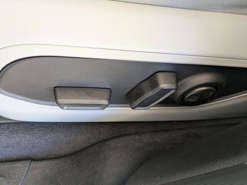 Used 2022 Jeep Grand Cherokee Overland image 21