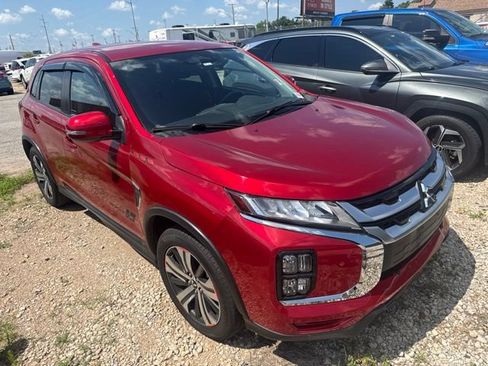 Used 2021 Mitsubishi Outlander Sport SE AWD/4WD image 3