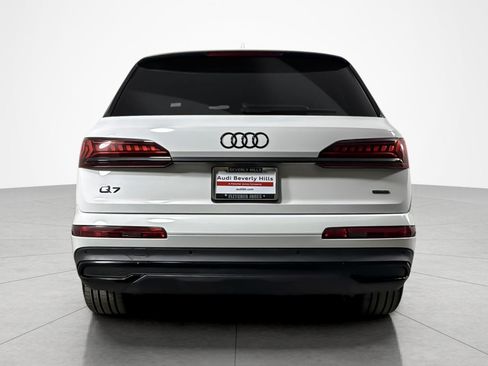 Used 2023 Audi Q7 2.0T Premium Plus w/ Premium Plus Package AWD/4WD image 4