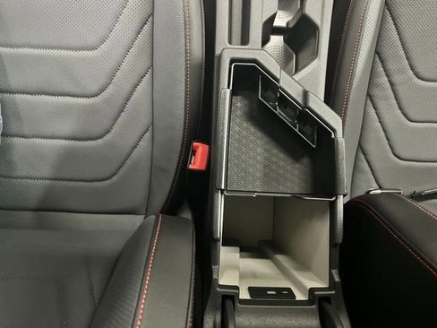 New 2026 Volkswagen Jetta GLI Autobahn FWD image 9