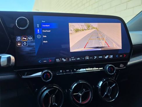 Used 2024 Chevrolet Blazer EV RS AWD/4WD image 58
