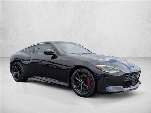 Used 2023 Nissan Z w/ Floor Mat Package (L93) RWD image 3