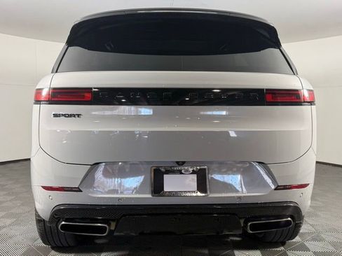 Used 2024 Land Rover Range Rover Sport Dynamic SE image 7
