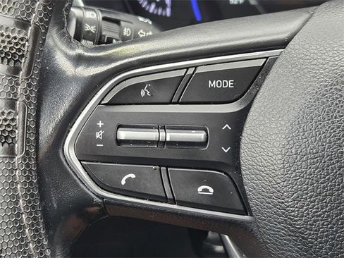 Used 2020 Hyundai Santa Fe Limited image 19