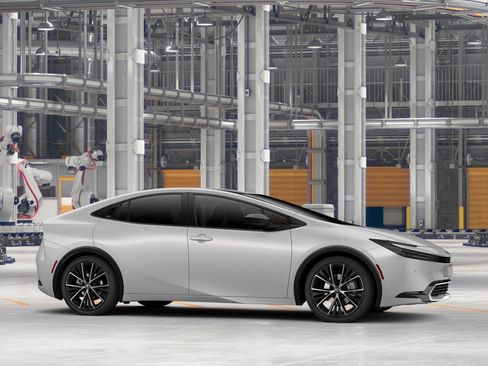 New 2026 Toyota Prius XLE image 13