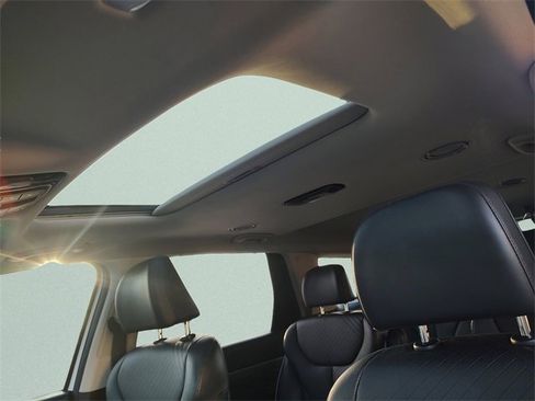 Used 2023 Hyundai Palisade SEL w/ Premium Package image 28