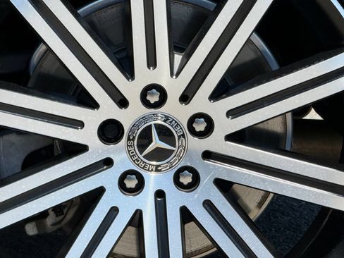 Used 2024 Mercedes-Benz GLE 350 4MATIC image 20