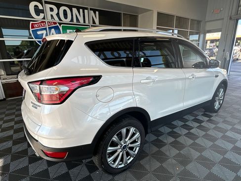 Used 2018 Ford Escape Titanium AWD/4WD image 6