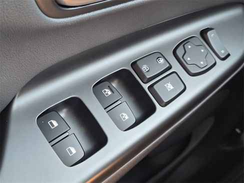 Certified 2023 Hyundai Kona Limited w/ Cargo Package image 28