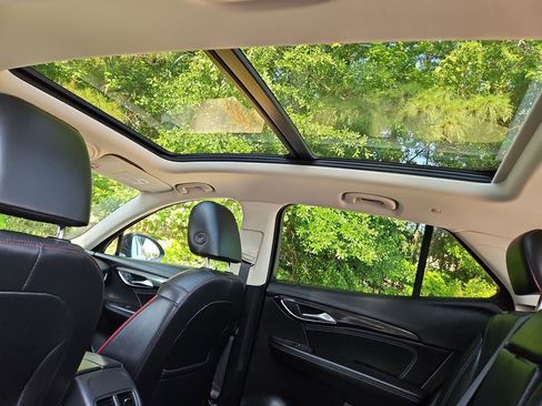 Used 2023 Buick Envision Essence w/ Sport Touring Package AWD/4WD image 20