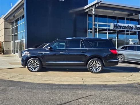 Used 2019 Lincoln Navigator L Reserve image 5