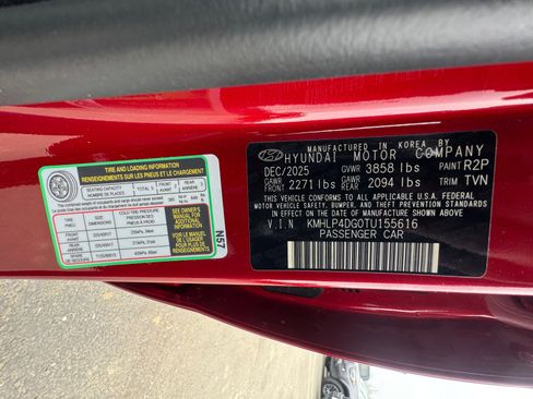 New 2026 Hyundai Elantra Limited image 34