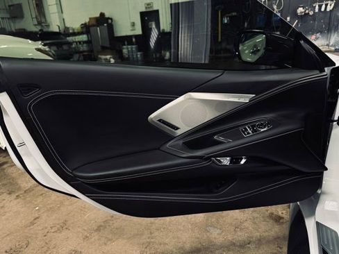 Used 2025 Chevrolet Corvette Stingray Premium Cpe w/ Z51 Performance Package image 14