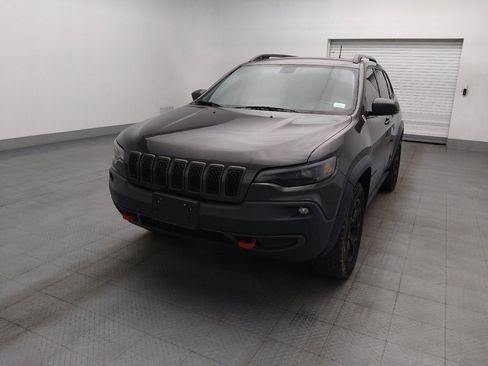 Used 2019 Jeep Cherokee Trailhawk w/ Comfort/Convenience Group AWD/4WD image 15