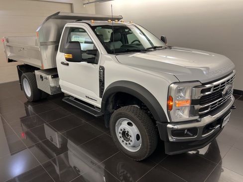 New 2025 Ford F550 XL image 1