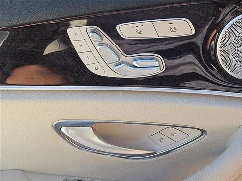 Certified 2019 Mercedes-Benz E 300 4MATIC image 15