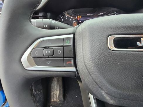 Used 2026 Jeep Compass Latitude AWD/4WD image 19