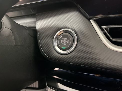 New 2026 Chevrolet Equinox LT w/ Safety and Technology Package FWD image 32