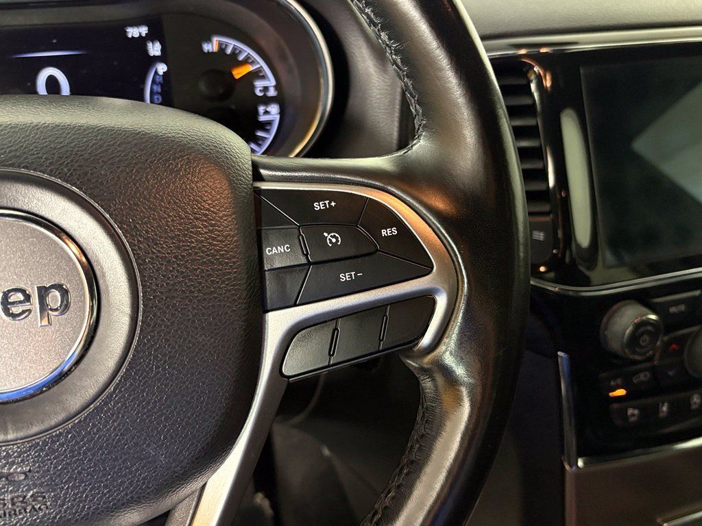 Used 2021 Jeep Grand Cherokee Laredo X RWD image 21