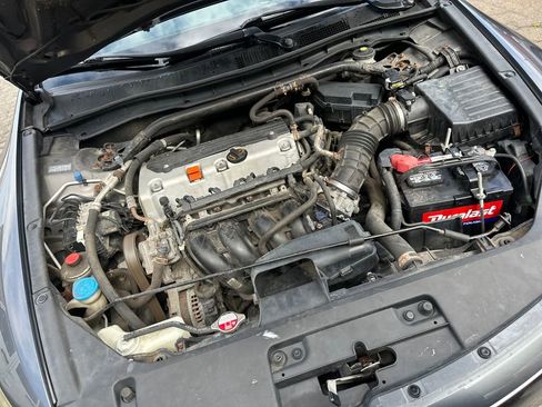 Used 2011 Honda Accord LX-S image 19