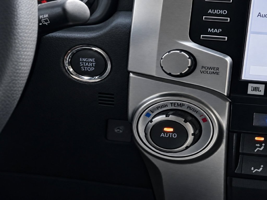 Used 2023 Toyota 4Runner Limited RWD image 15
