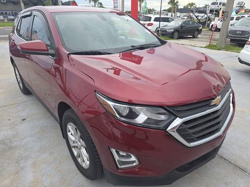Used 2018 Chevrolet Equinox LT AWD/4WD image 2