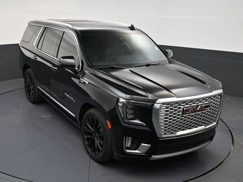 Used 2021 GMC Yukon Denali w/ Denali Ultimate Package AWD/4WD image 18