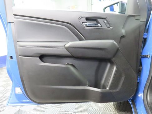 Used 2025 GMC Canyon Elevation image 47