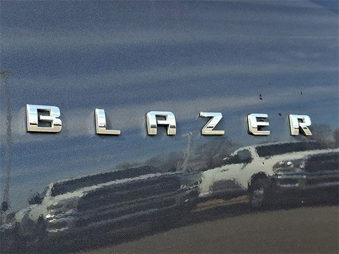 Certified 2022 Chevrolet Blazer LT image 30